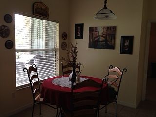 4th image of 2724 NE 25th St