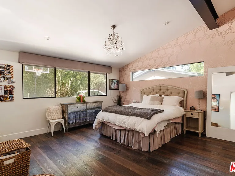 15490 Milldale Dr — Photo 14