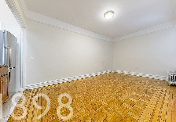 3rd image of 4323 40th St APT 1A