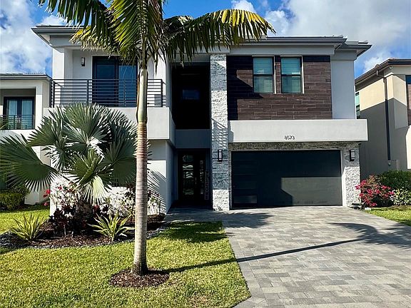 4th image of 8573 Crystal Downs Avenue