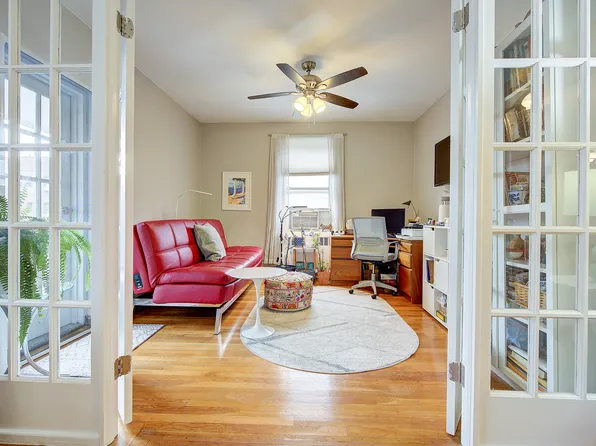 68-61 Yellowstone Boulevard image 7 of 21