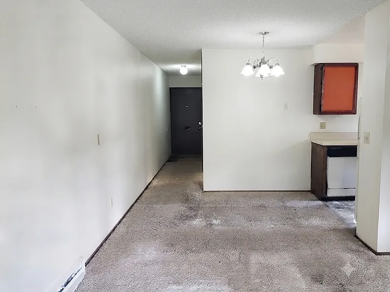 600-618 SE 28th Ave — Photo 4