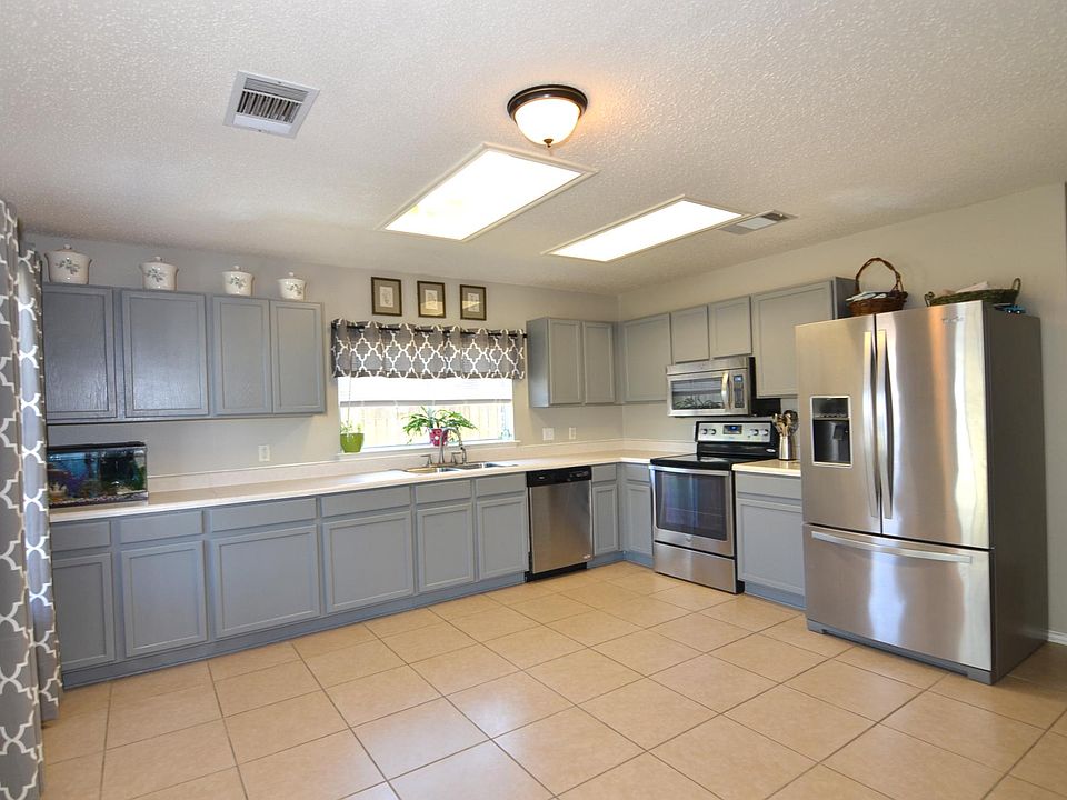1st image of 2514 Byfield Dr