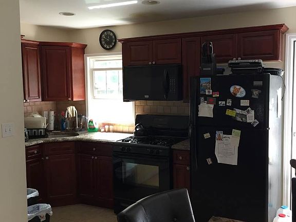 2nd image of 368 Seaver Ave