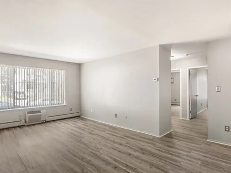 500 E Maplehurst St #101 — Photo 10