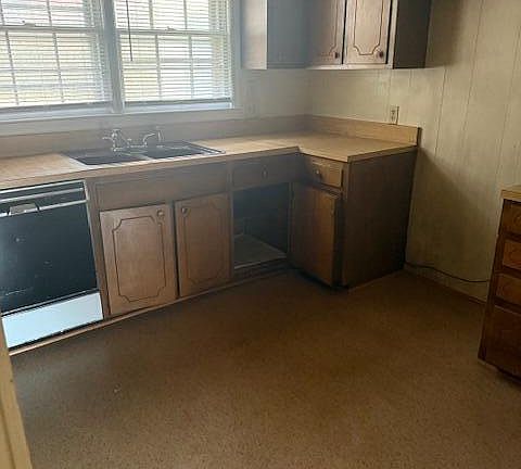 5th image of 1907 Anthony Avenue