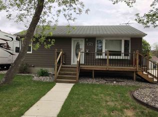 600 18th St NW, Minot, ND 58703