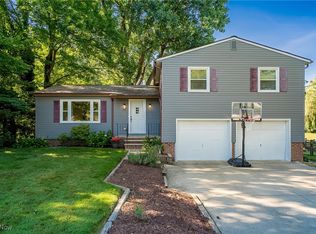 34580 Pettibone Rd, Solon, OH 44139