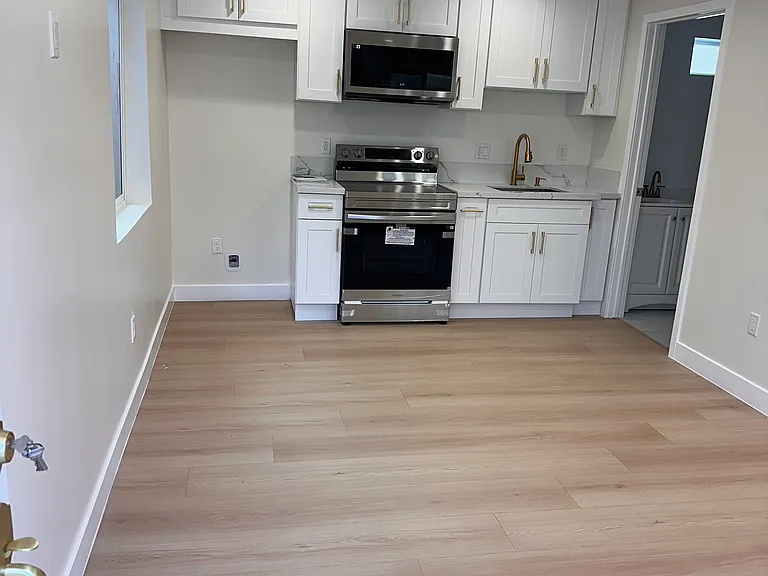 6233 Banner Ave #6235-1/2 — Photo 2