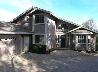 19070 Hummingbird Dr, Penn Valley, CA 95946