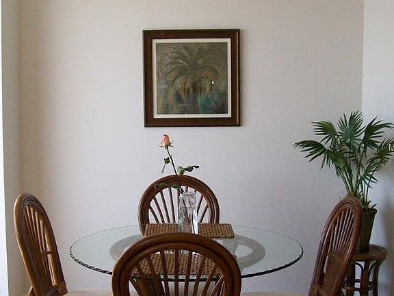 4th image of 5940 Pelican Bay Plz S APT 1103