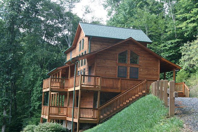 1st image of 147 Cherokee Oak Ln