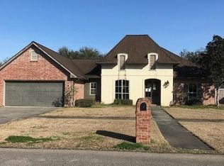 303 Mill Pond Dr, Youngsville, LA 70592