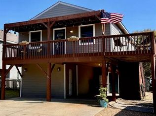 705 W Durham St, Kill Devil Hills, NC 27948