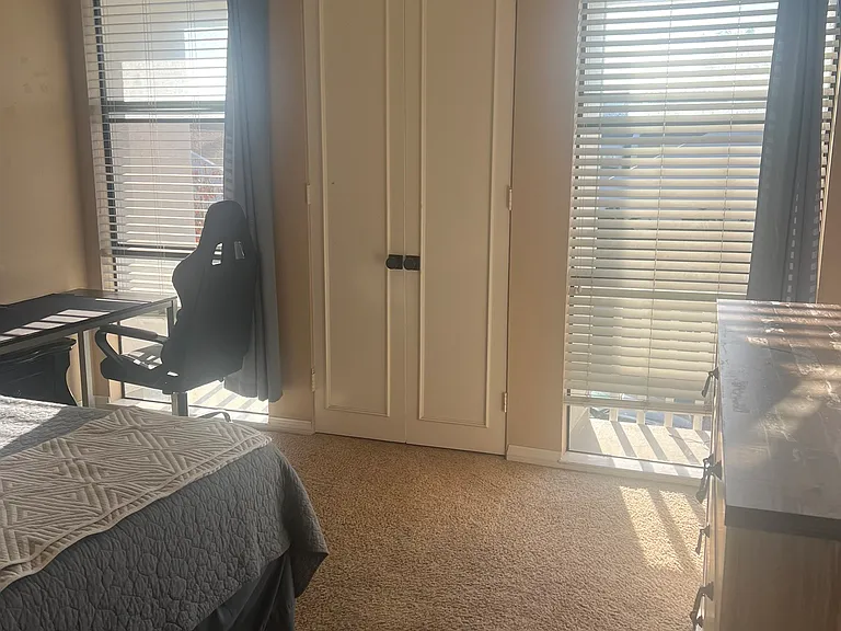 16442 Harbour Ln — Photo 12