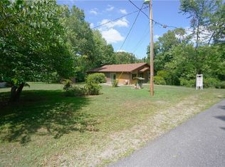 8066 Inca Ln, Rogers, AR 72756