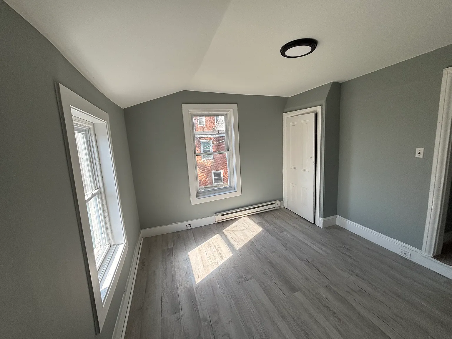 1011 Swede St — Photo 1