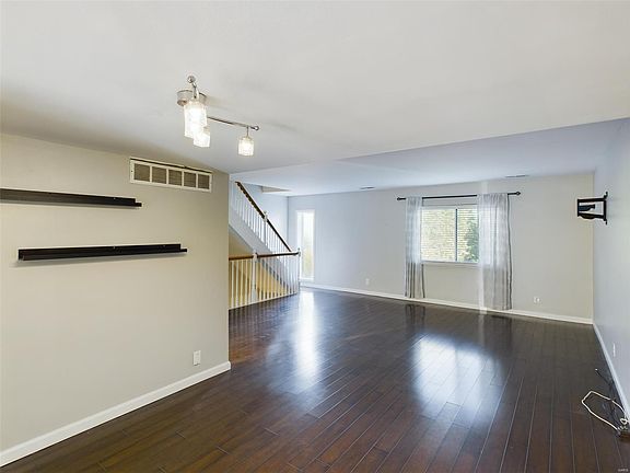 5th image of 296 Carmel Woods Dr