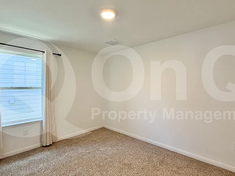 792 Lake Sweetwater Ln — Photo 12