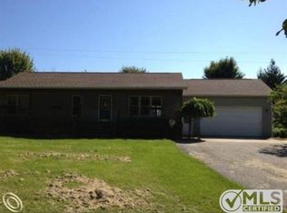 6590 Preston Rd, Howell, MI 48855