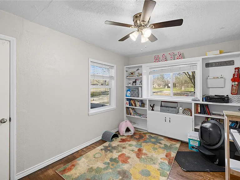 1214 Munson Ave — Photo 10