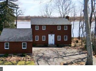 6512 N Radcliffe St, Bristol, PA 19007