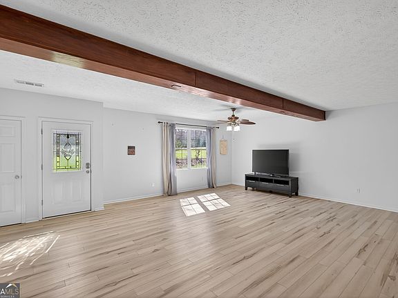 5th image of 1020 S Bethany Rd