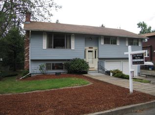 15625 SE Hugh Ave, Milwaukie, OR 97267