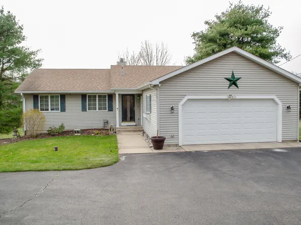 7831 N 40th St, Augusta, MI 49012