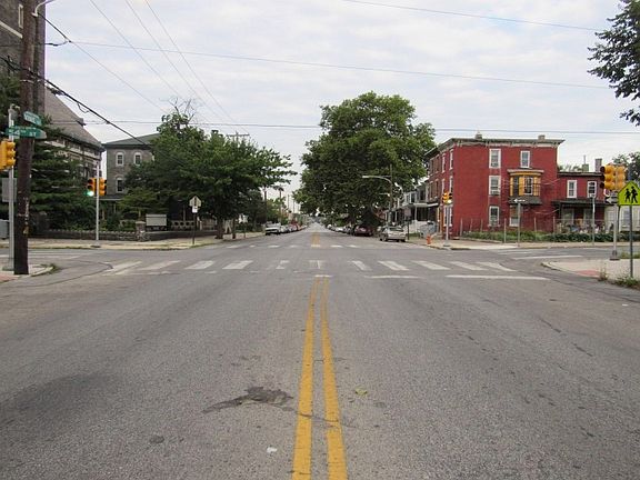 5th image of 5333 Vine St