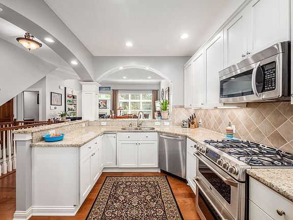 3rd image of 7660 Golden Wheat Ln