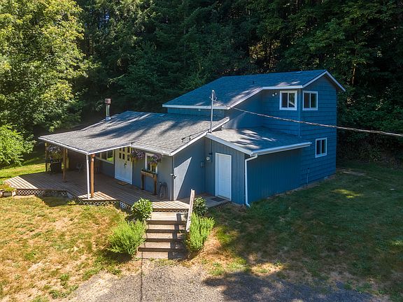 2nd image of 203 Salmon Creek Rd