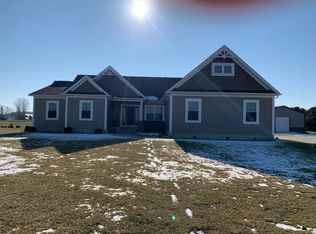 6629 Seel Rd, Bellevue, OH 44811