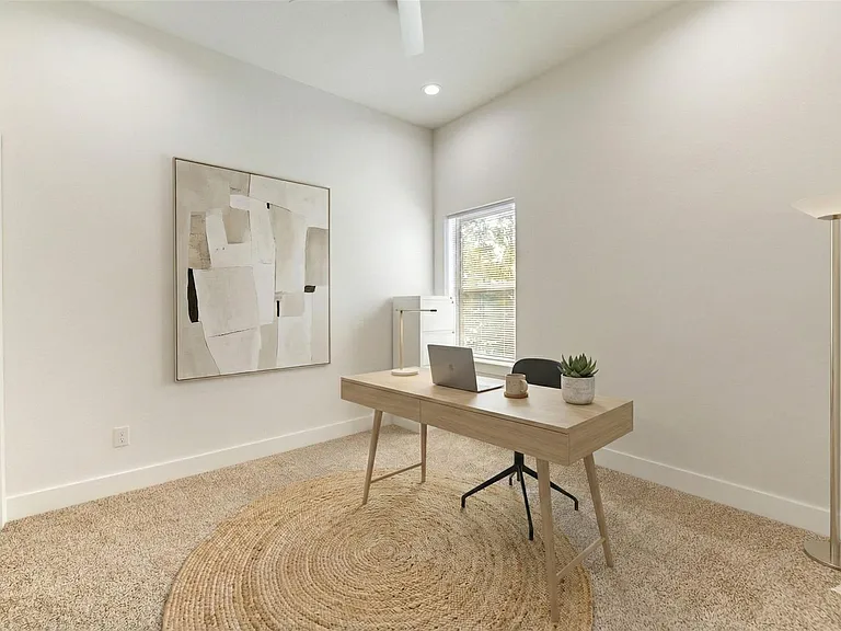 1217 Dewalt St — Photo 15