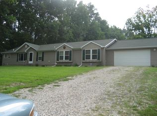 8454 Guernsey Lake Rd, Delton, MI 49046