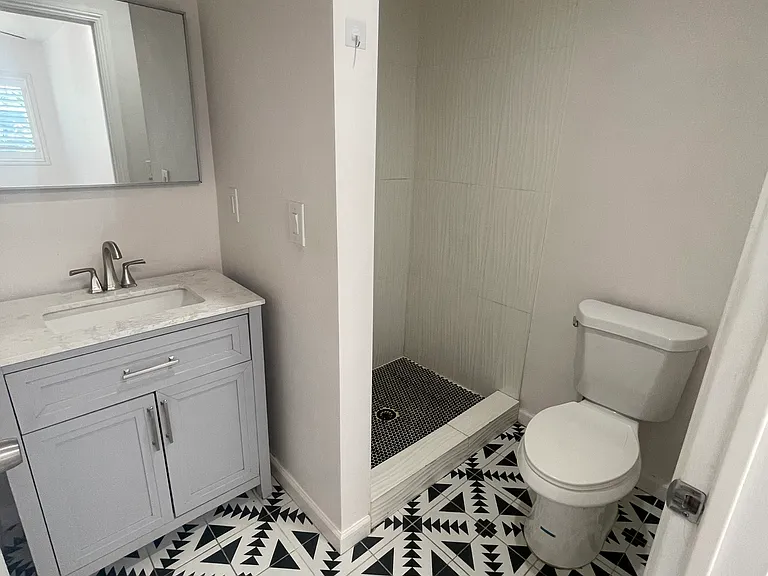 7844 Nevada Ave — Photo 12