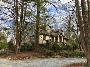 100 Glenwalden Cir, Tryon, NC 28782