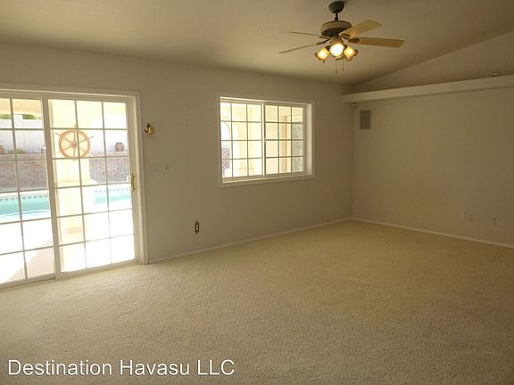 3rd image of 1388 Candy Dr