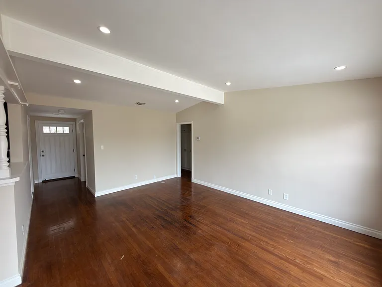5105 Sepulveda Blvd — Photo 4