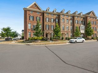 43176 Witham Sq, Ashburn, VA 20148