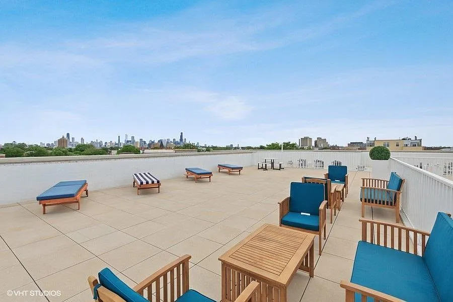 2 bed, 1059 sqft, $3,395 — Photo 3