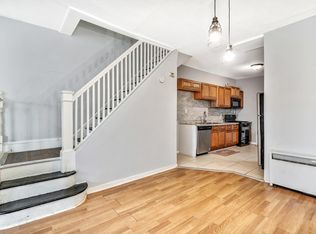 2050 Mercy St, Philadelphia, PA 19145