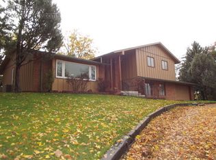 117 Juniper Dr, Sterling, CO 80751