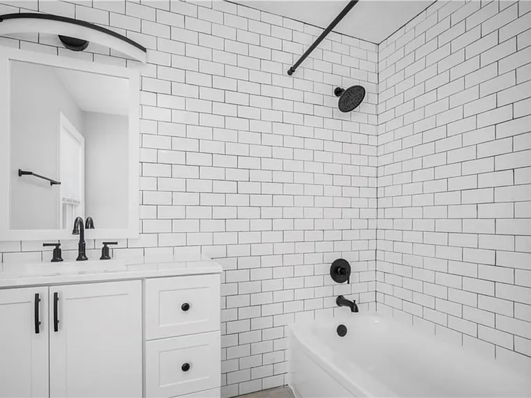 92 Spring St #2F — Photo 12