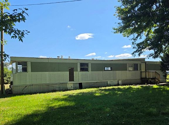 4th image of 4285 State Line Rd #9-101