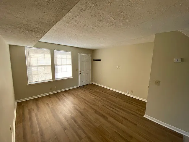 3615 Golf St — Photo 6
