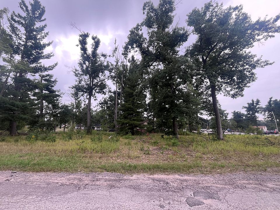 1st image of 3212 Forest Rd