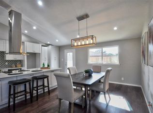 901 Prestwick Ln, Richardson, TX 75080