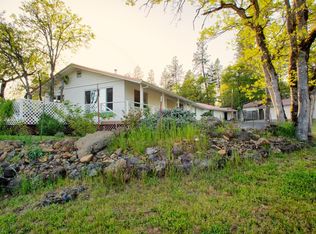 196 Rene Dr, Shady Cove, OR 97539