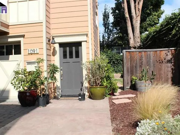 1091 60th St, Oakland, CA 94608